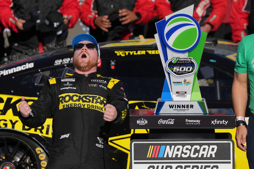 Reddick wins in Phoenix as NASCAR Cup Series championship tightens after miserable day for Larson
