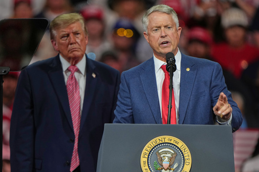 The GOP is on a rescue mission in Kansas, where Dems haven't won a Senate race in nearly a century