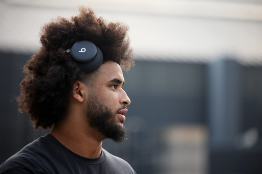 Oregon quarterback Dante Moore not expected to return this season, coach Dan Lanning says