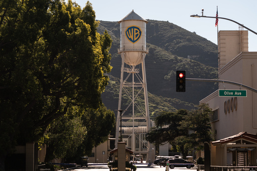 Warner Bros recommends investors reject Paramount's offer in favor of Netflix's