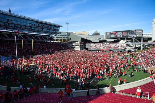 JC French IV has 4 TD passes as Cincinnati stuns No. 8 Texas Tech 37-24