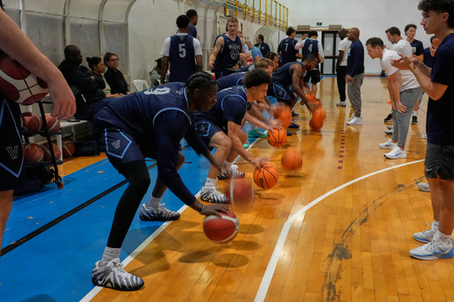Villanova touches down in Rome for college basketball season opener and papal audience