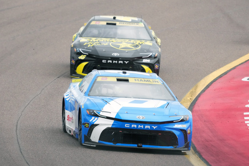 Reddick wins in Phoenix as NASCAR Cup Series championship tightens after miserable day for Larson