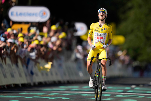 Pogačar powers to 3rd stage victory to demoralize rivals and extend Tour de France lead