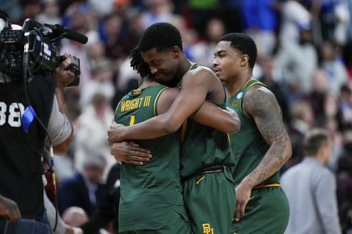 Baylor holds off Mississippi State in final seconds to win 75-72 in March Madness