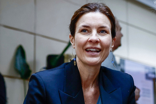 Italian women fight back against websites sharing unauthorized photos with obscene language