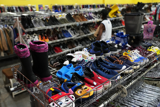 Inflation heats up again, data shows, days before midterm elections where cost of living dominates